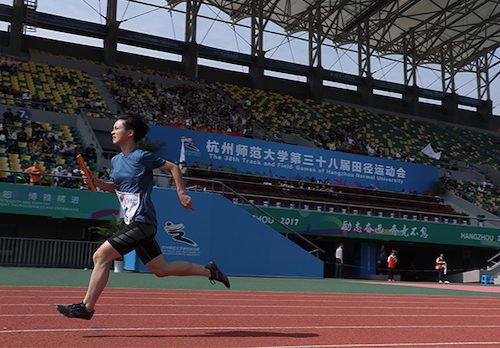 4×100接力决赛施东升2