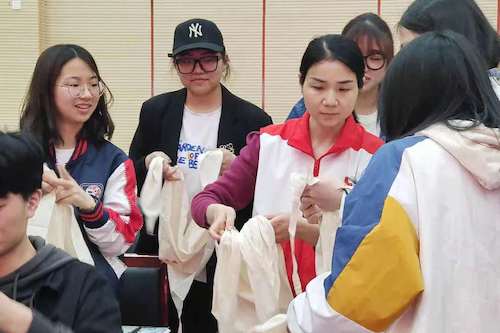 杭师大永乐视频
开展红十字会初级救护员培训