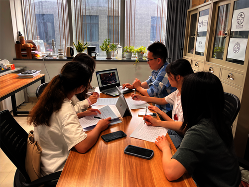 94531580-40FC-4ff6-A7CD-9F153A902B7F 94531580-40FC-4ff6-A7CD-9F153A902B7F